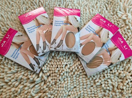 丝袜里说的40D到底是多厚