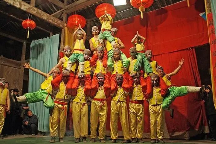 叠罗汉的意思是什么