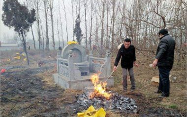 上坟时要等到春分以后才行吗?