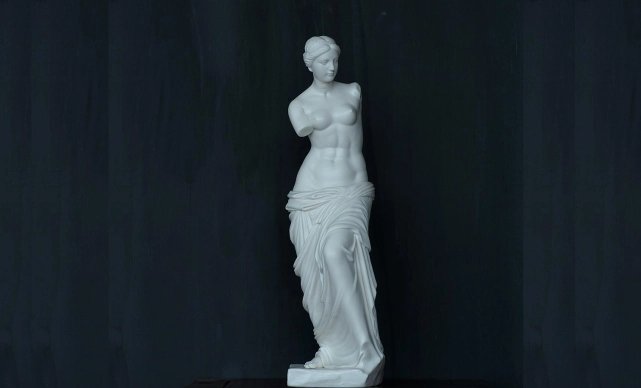 米罗的维纳斯一文提出了一个美学命题,即如何认识