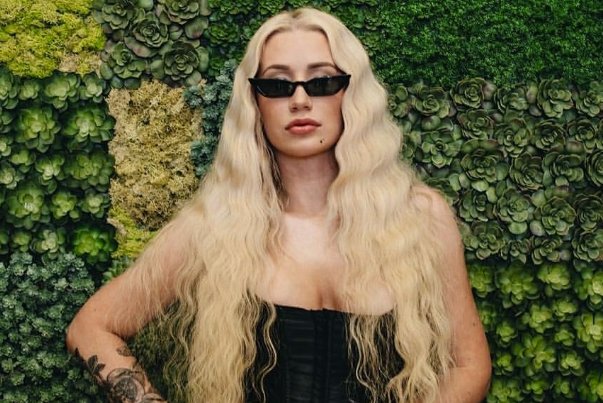 lggy azalea怎么念