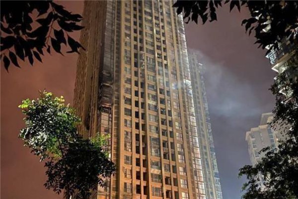 丧心病狂!成都男子纵火烧死前妻,为何离婚了还要赶尽杀绝?