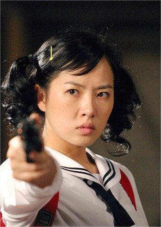 求一部韩国校园暴力电影，主角是一个“大姐大”