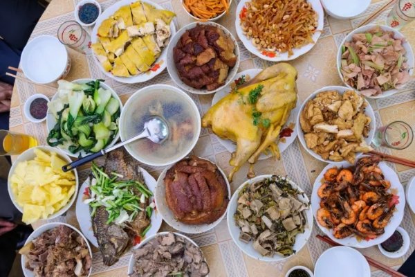 清朝时期的满汉全席，放在现在要花多少钱？