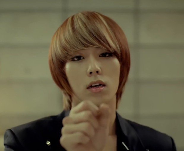 韩国组合MYNAME谁听过?我要他们的详细资料啊,加照片,百度的没有照片。