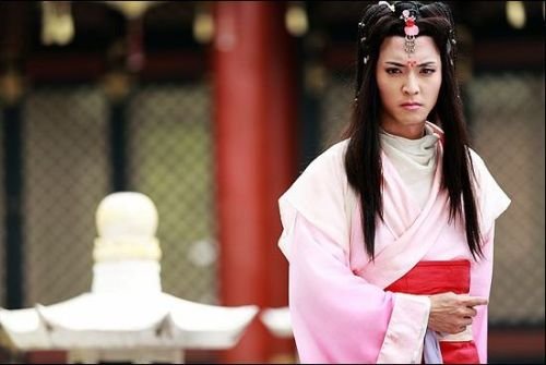 《天天有喜》中，兔儿神是谁演的