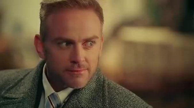 诡计多端造句子