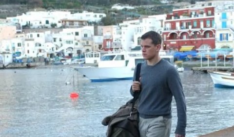 《谍影重重》三部曲的详细剧情