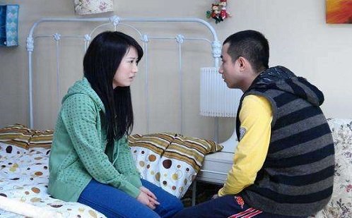 时隔多年再看《蜗居》，有什么感受？