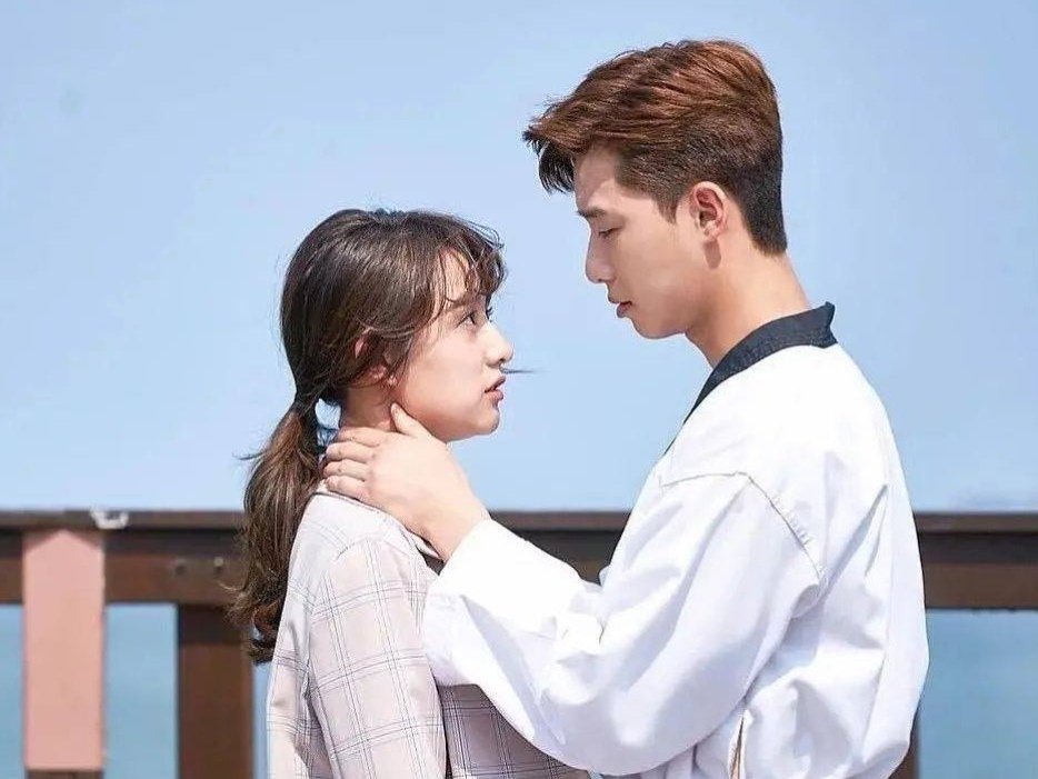 女朋友说，我可以等你回来。怎么看？