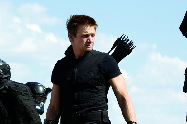 复仇者联盟里那个拿弓箭的巴顿特工和娜塔莎特工有自己的电影吗？叫什么名字？