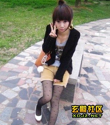 请问这个女孩叫什么名字,有谁知道