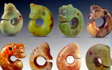 玉猪龙属于新石器时代的什么文化