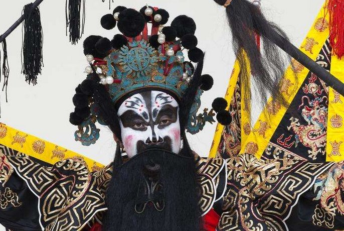 在戏曲中张飞是什么颜色的脸？