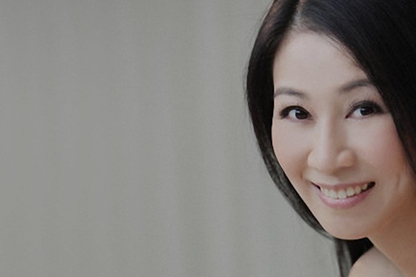 <苍天有泪>的主题曲与片尾曲是什么？