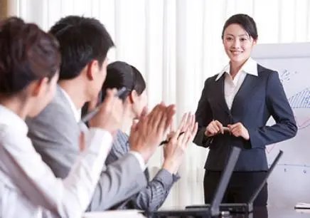 突然间把你推到领导的位置，你会如何展开工作？