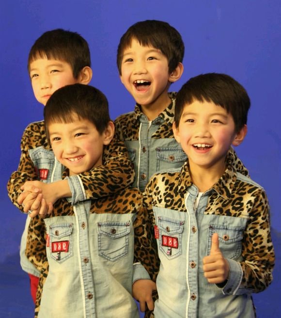 四胞胎勇猛刚强的早年经历