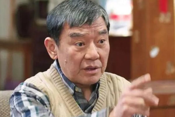 儿加口组成什么字