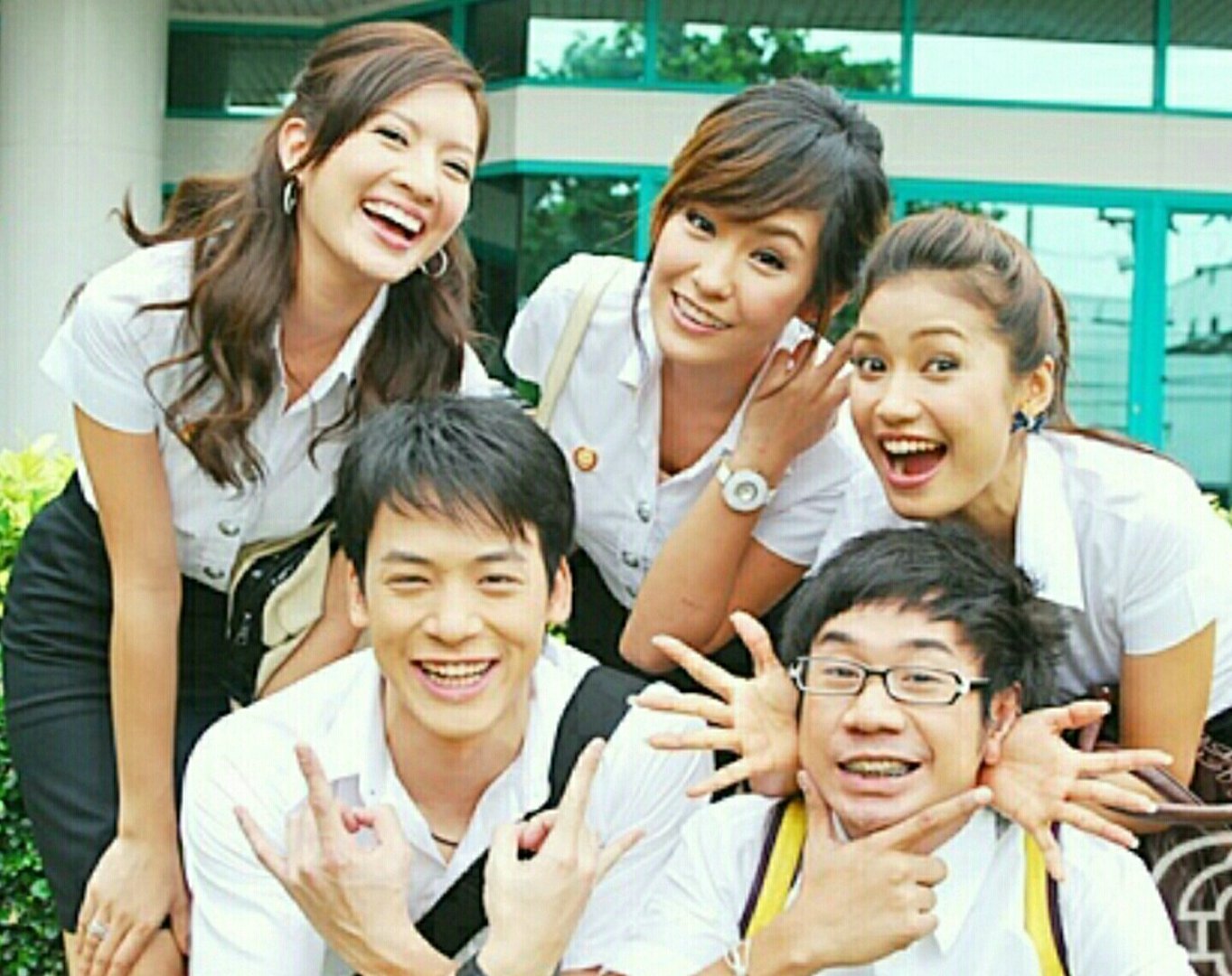 如何评价彩虹月亮?