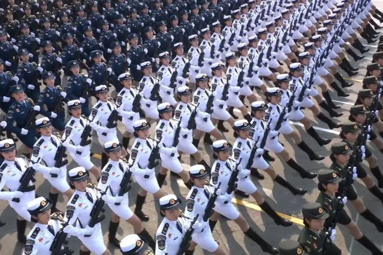 什么时候举行阅兵