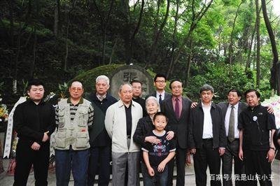 张自忠壮烈牺牲后,妻子绝食7日而亡,现在第三代后人怎么样?