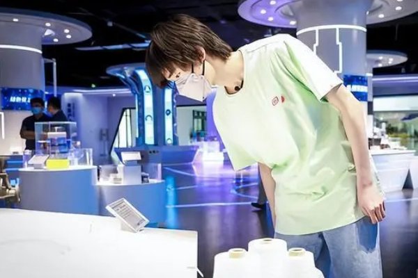 宋亚轩高考考了多少分