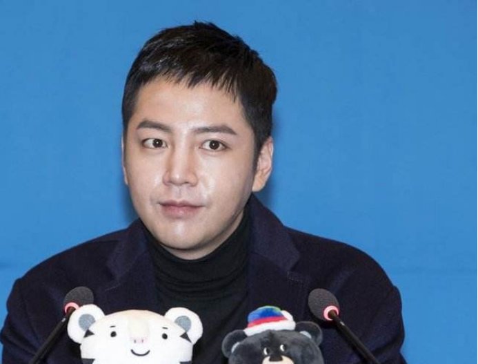 曾经南韩第一帅张根硕今患病胖若两人，花美男已成过去？