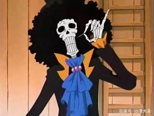 在海贼王世界中能长生不死的4个人，为何其中两个和草帽路飞关系密切？