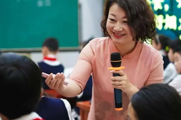 飒飒东风细雨来全诗