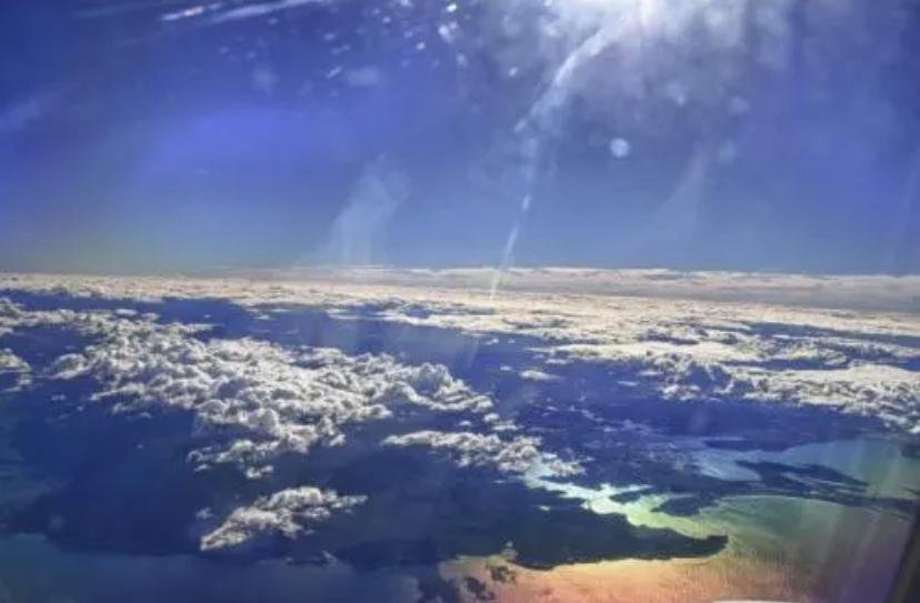 宇宙中有没有彩虹海？