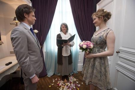 二十几岁是个很难熬的年龄么?