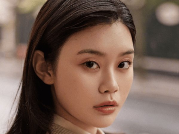 奚梦瑶家境怎么样