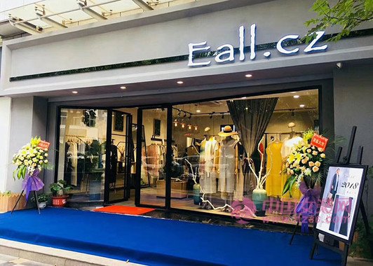 服装店店员应该注意什么？怎么做一个好的店员？