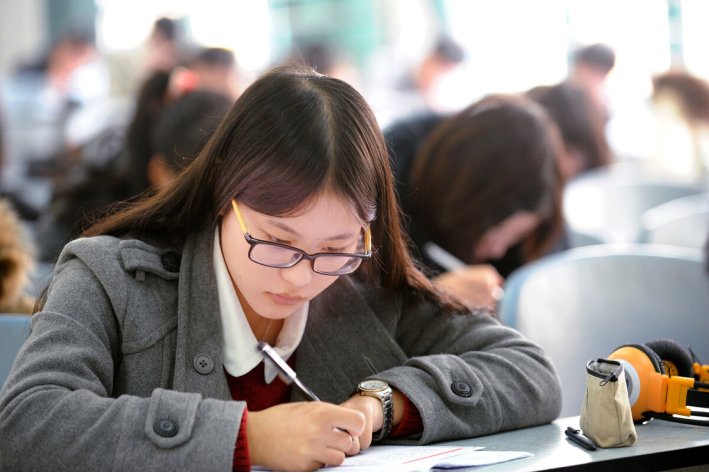 考试过关的艺术影评