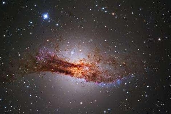 半人马星系有几个太阳