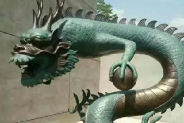 一手遮天打一生肖动物