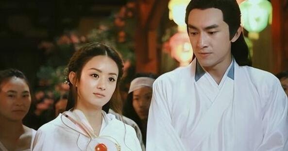 与凤行为什么半路换主角了