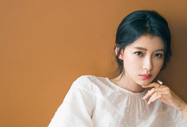 明星孙怡最喜欢的显瘦单品是