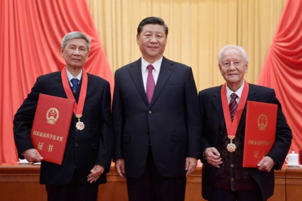 你还知道哪些默默无闻做出奉献的人吗？