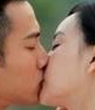 千金女贼中的吻戏是真是假