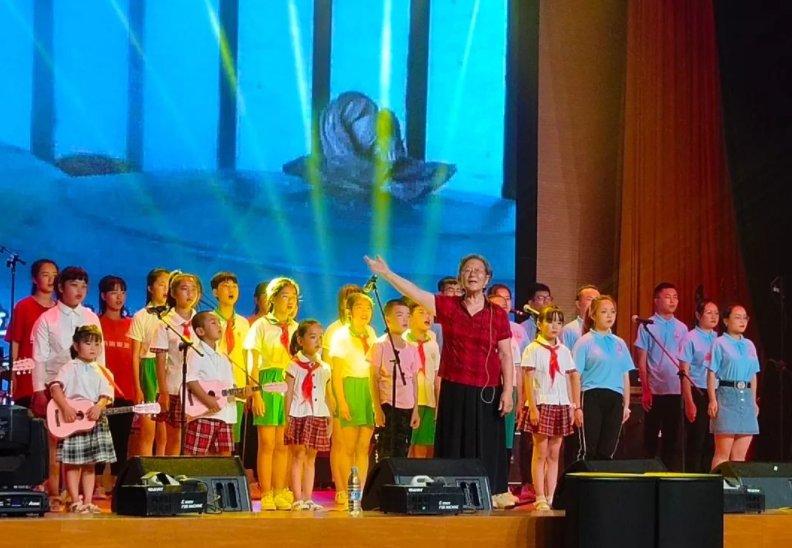 马兰的歌声主要内容