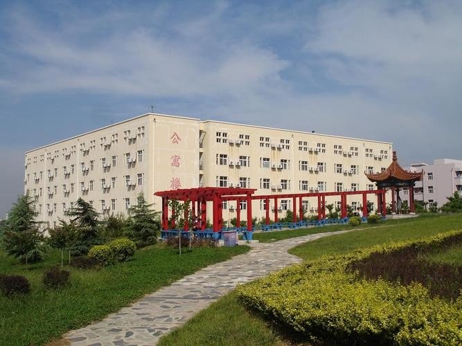 青岛恒星科技学院怎么样