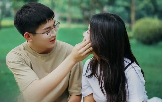 腹黑男有哪些特质