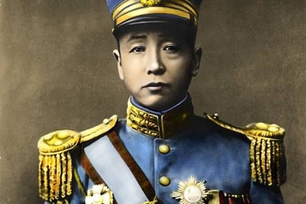 张作霖土匪出身,人称东北王,为何惧怕一个小女子张首芳?