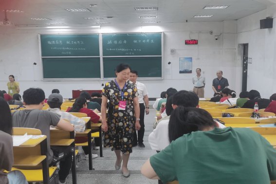 英语3级考试什么时候考？