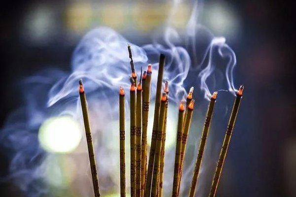 三根香怎么看吉凶啊？