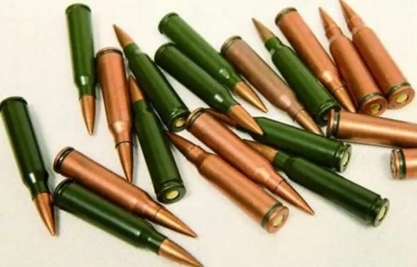 送你一枚小弹壳歌词