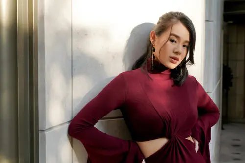 李乘德被叫世纪软饭王,胡杏儿发千字长文力挺老公,他们夫妻的感情如何?