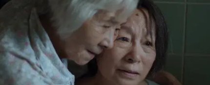 电影《妈妈!》宣布密钥延期,这部剧向我们传输了怎样的价值观?