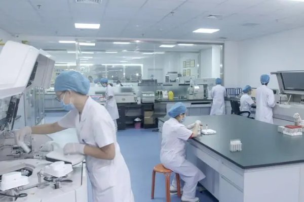 检验士什么时候报名呢？